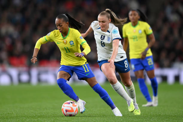 同样亮眼 同样亮眼