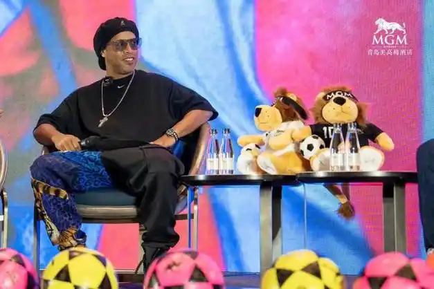 精彩纷呈的 精彩纷呈的