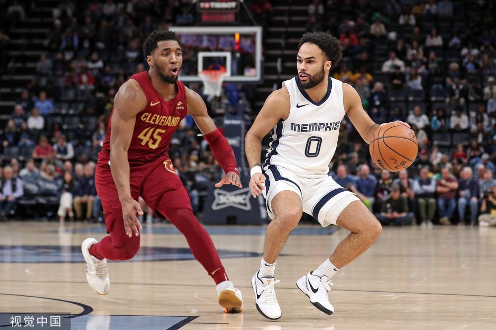 德雷森：孔帕尼與球員關系好備受歡迎，氛圍非常好.