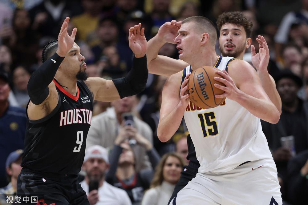 他为之感到 他为之感到